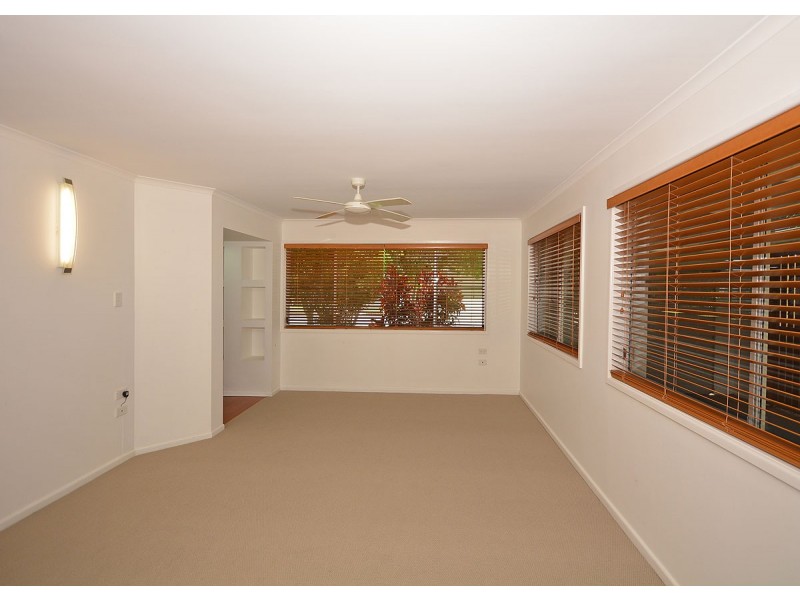 69 Long Street, Point Vernon QLD 4655