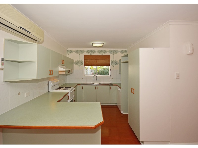 69 Long Street, Point Vernon QLD 4655