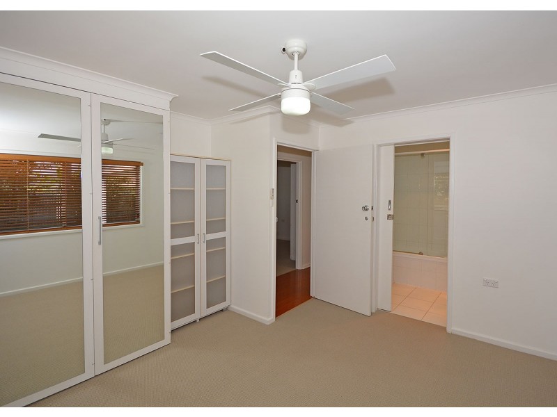 69 Long Street, Point Vernon QLD 4655