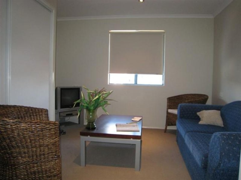 322 Esplanade, Scarness QLD 4655