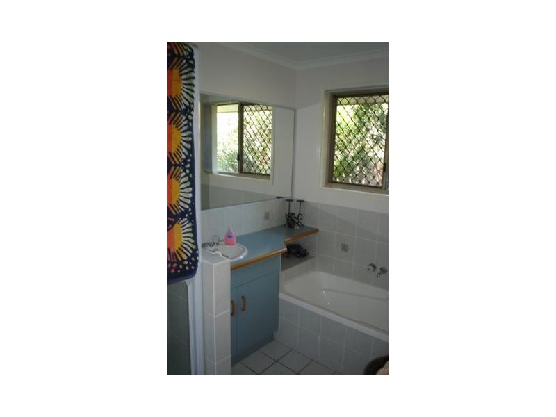 6 Rosalind, Torquay QLD 4655