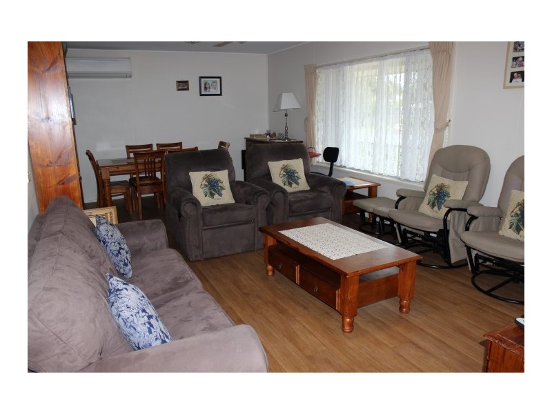 25 Eric Street, Torquay QLD 4655