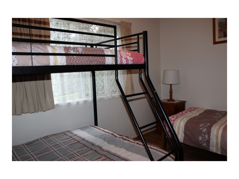 25 Eric Street, Torquay QLD 4655