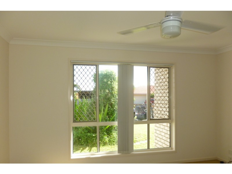 5 Genoa Court, Point Vernon QLD 4655