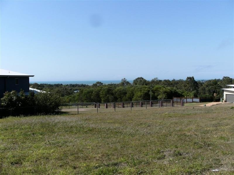 18 Edgewater Court, Craignish QLD 4655