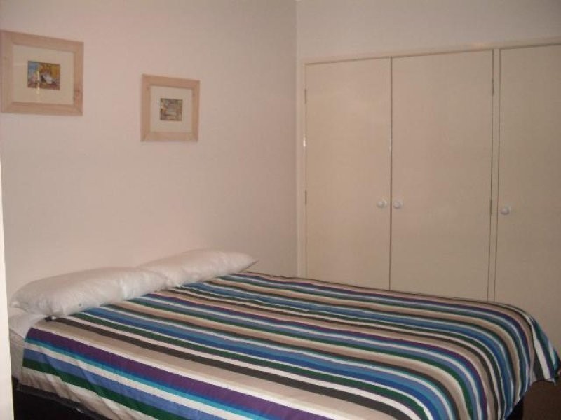 1/378 Esplanade, Torquay QLD 4655
