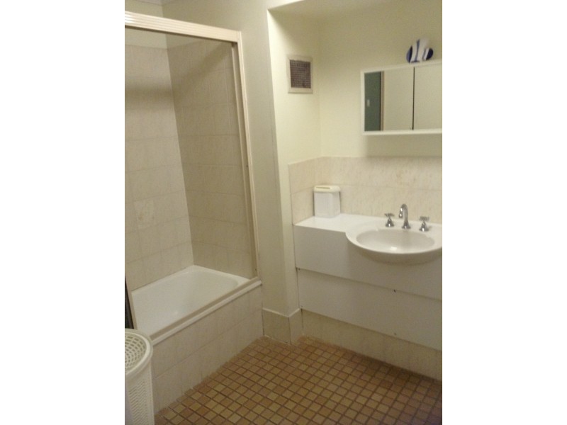 8/325 Esplanade, Scarness QLD 4655