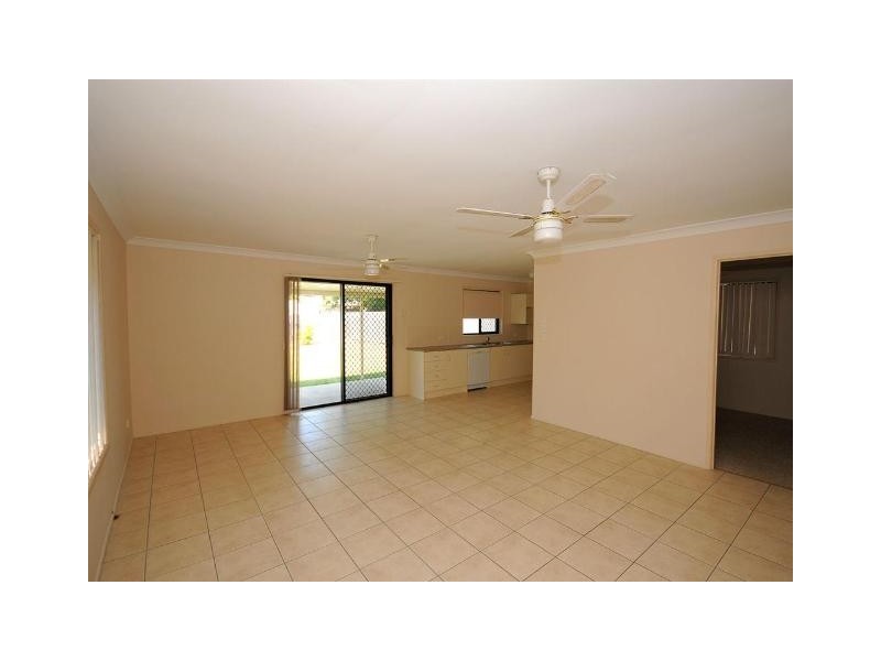 16 Winchelsea Street, Pialba QLD 4655