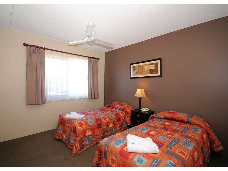 118/397 Esplanade, Torquay QLD 4655