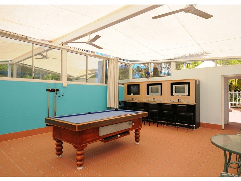 118/397 Esplanade, Torquay QLD 4655