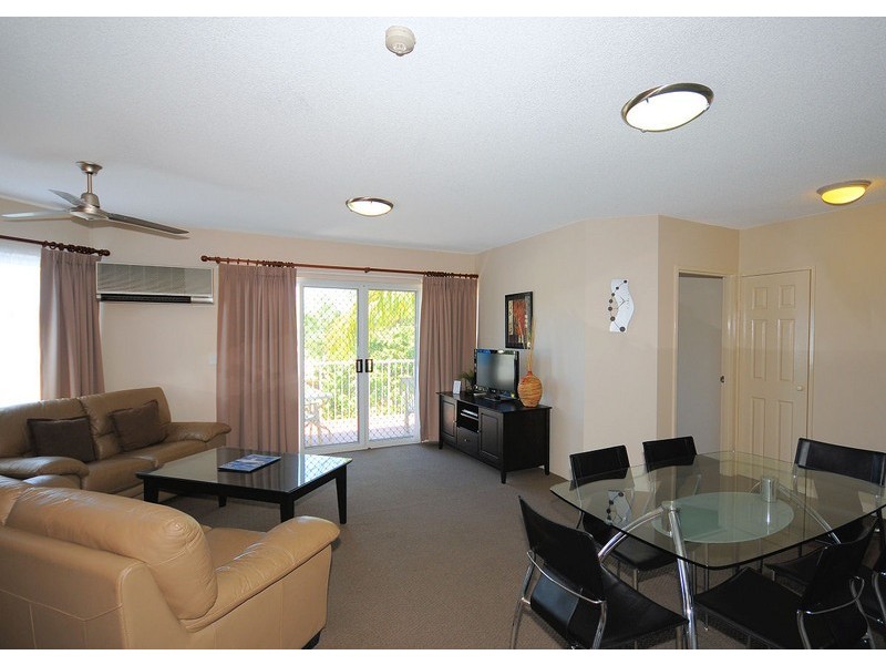 118/397 Esplanade, Torquay QLD 4655