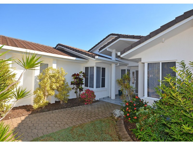 27 Royal Drive, Kawungan QLD 4655