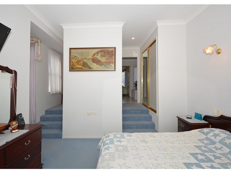 27 Royal Drive, Kawungan QLD 4655