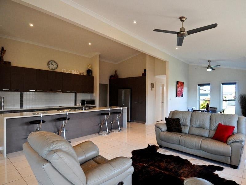 1 Lady Penrhyn Drive, Eli Waters QLD 4655