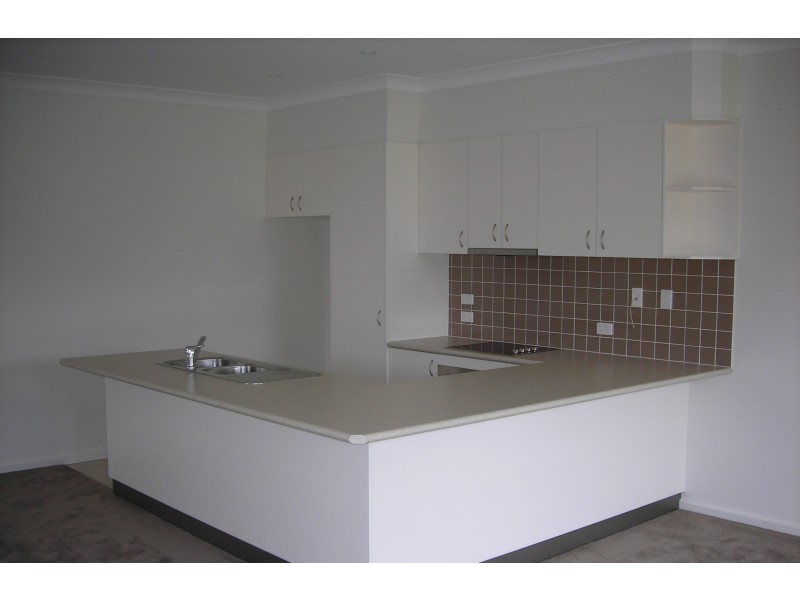 2/201 Torquay Terrace, Torquay QLD 4655