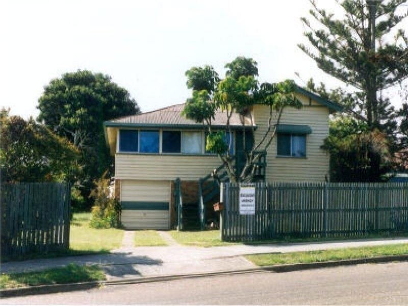 20 Beach Road, Hervey Bay QLD 4655