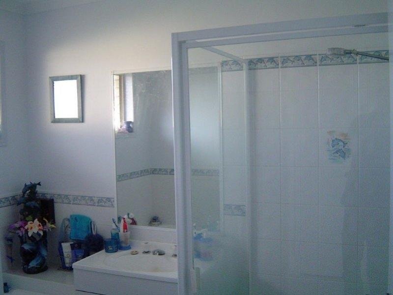 206 Pulgul Street, Urangan QLD 4655