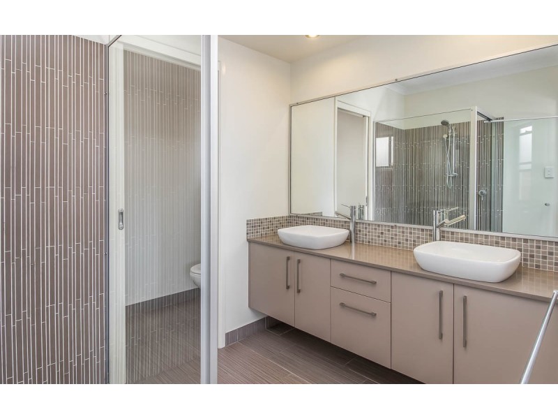 1/40 Victor Drive, Kawungan QLD 4655