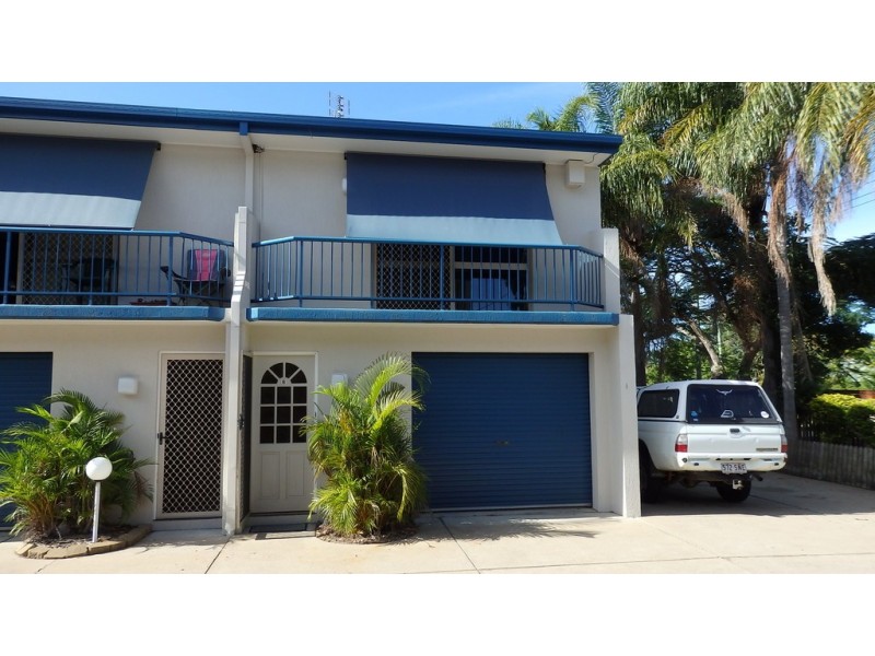 8/4 Pilot Street, Urangan QLD 4655