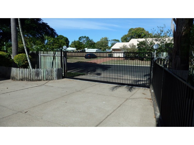 8/4 Pilot Street, Urangan QLD 4655