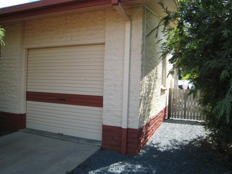42 Corfield St, Point Vernon QLD 4655