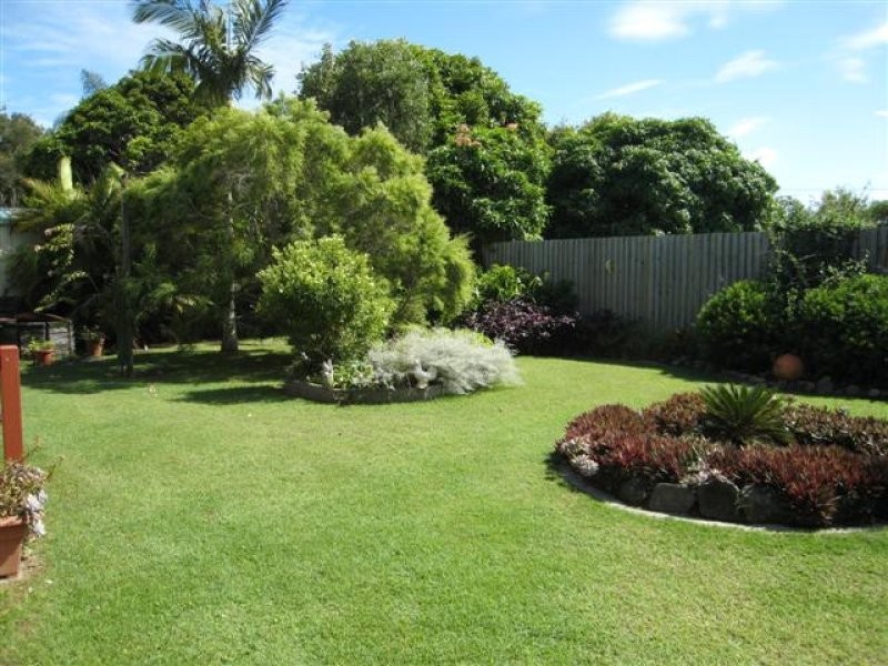 42 Corfield St, Point Vernon QLD 4655