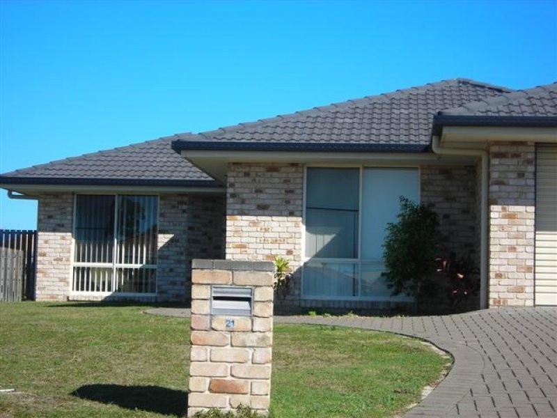 21 Durham Court, Kawungan QLD 4655