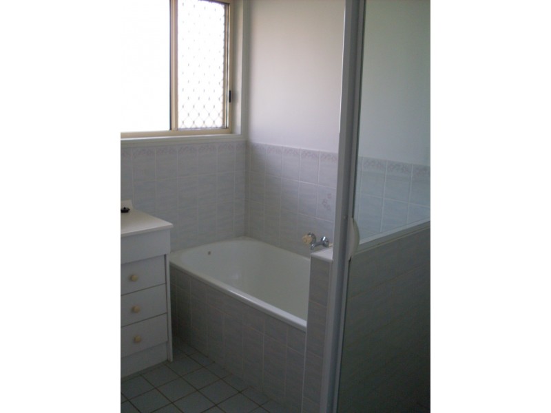 133 Robert Street, Torquay QLD 4655