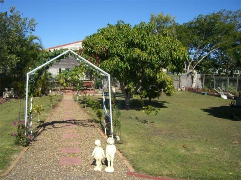 18 Mylne Court, Urangan QLD 4655