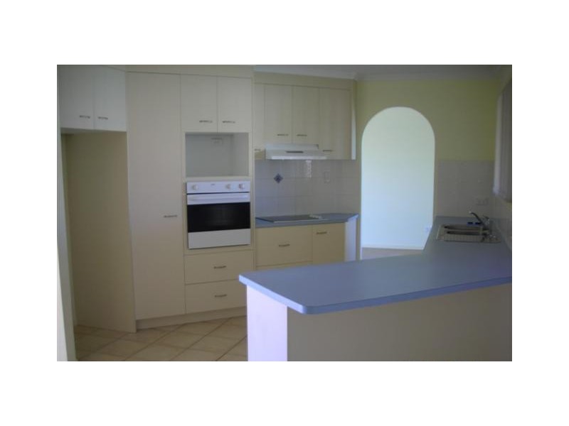 5 Durham Court, Kawungan QLD 4655