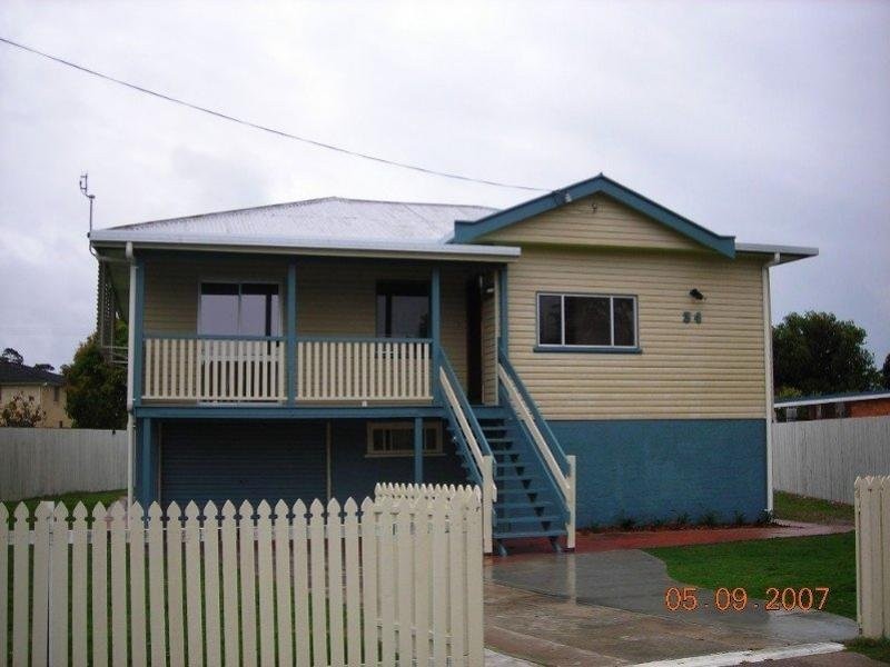 34 Cunningham Street, Urangan QLD 4655