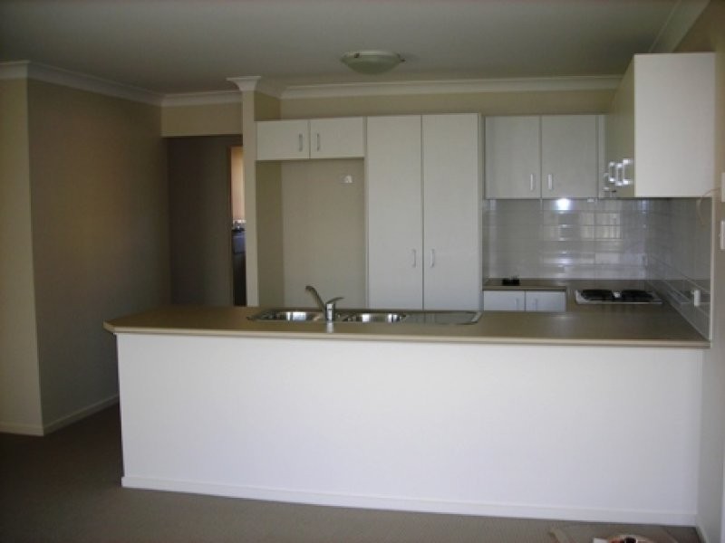 4 Beagle Avenue, Nikenbah QLD 4655