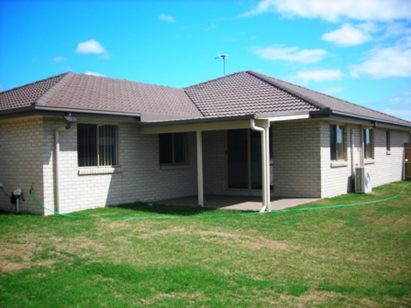 4 Beagle Avenue, Nikenbah QLD 4655
