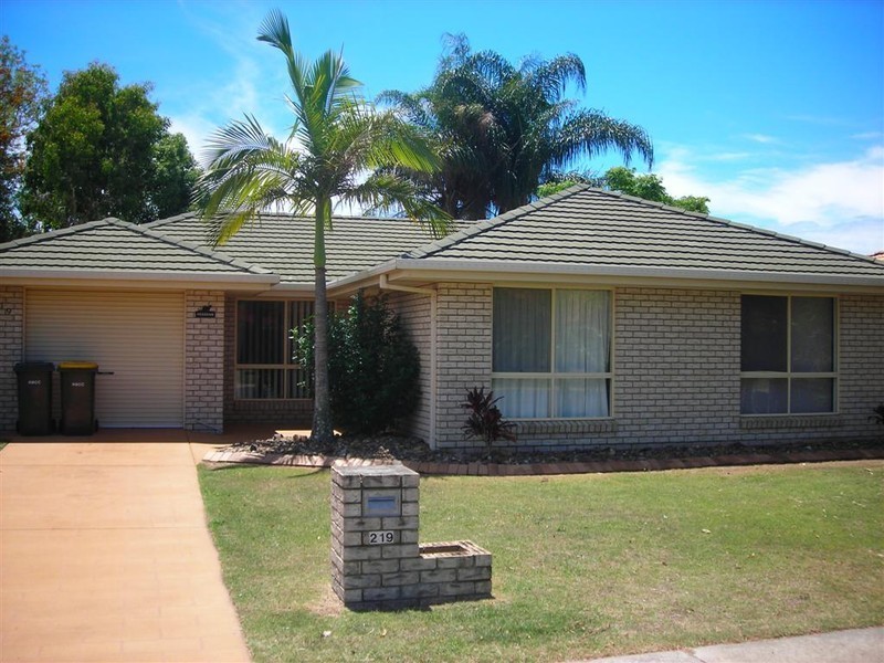 219 Dayman Street, Torquay QLD 4655