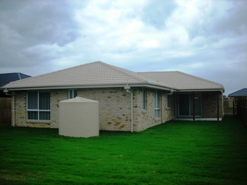 88 Endeavour Way, Eli Waters QLD 4655