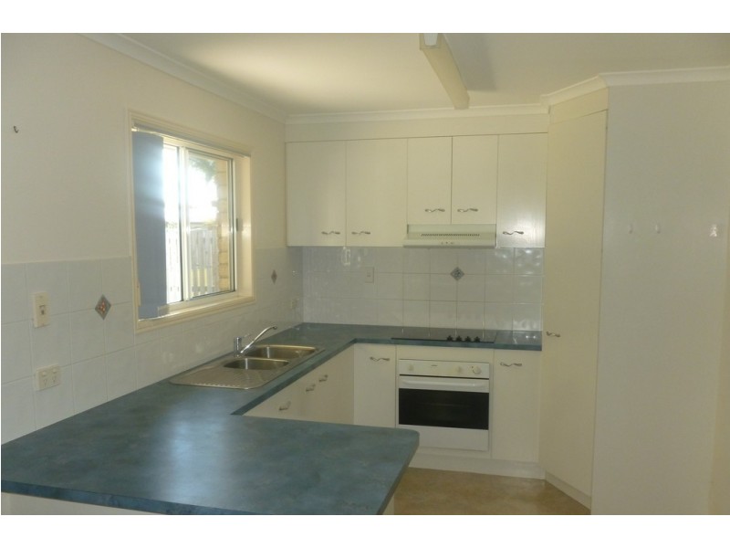 6 Sonder Street, Urangan QLD 4655