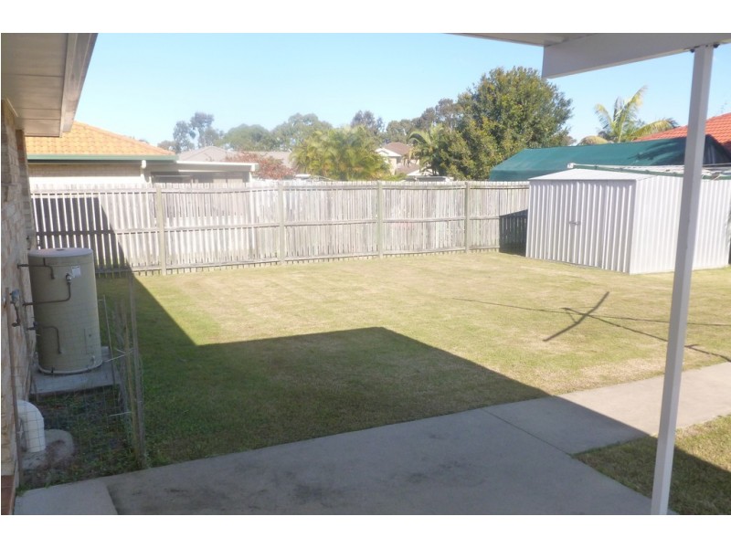 6 Sonder Street, Urangan QLD 4655