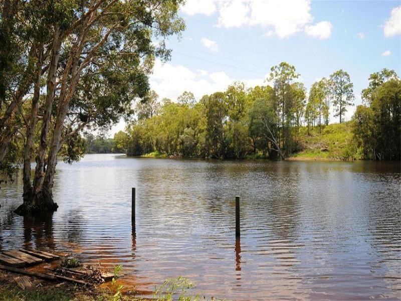 751 Teddington Road, Teddington QLD 4650
