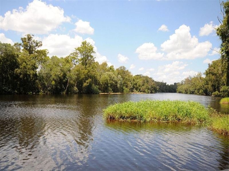 751 Teddington Road, Teddington QLD 4650