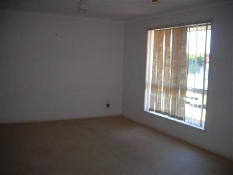 7 Merlin Drive, Urangan QLD 4655