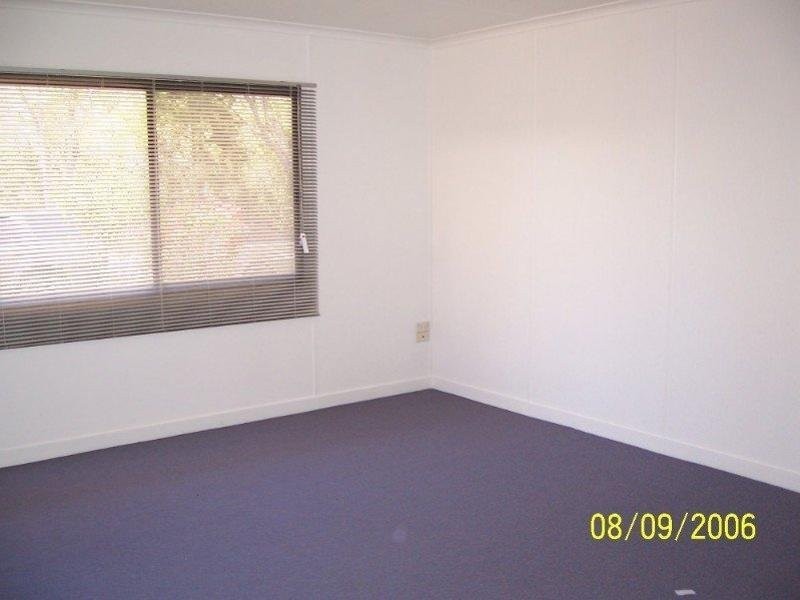 89 Pulgul Street, Urangan QLD 4655