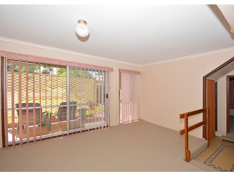 14 Saunders Street, Point Vernon QLD 4655