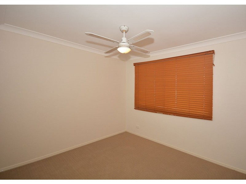 16 Queensbury Grove, Urraween QLD 4655