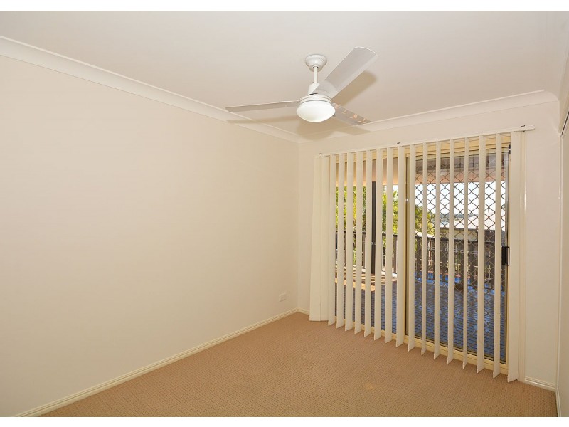 16 Queensbury Grove, Urraween QLD 4655