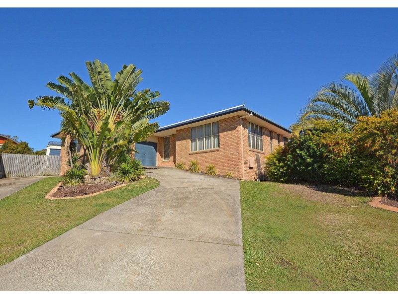 16 Queensbury Grove, Urraween QLD 4655