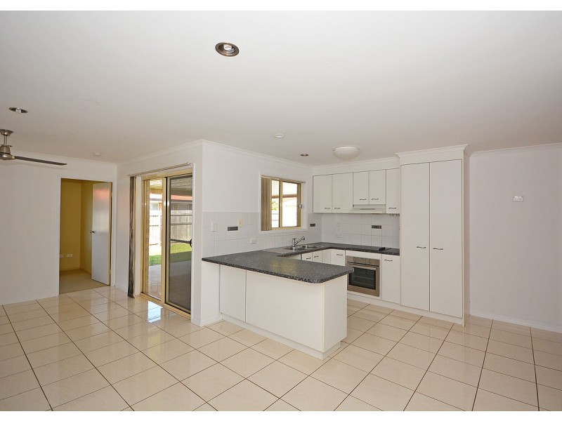 14 Sunny Way, Toogoom QLD 4655