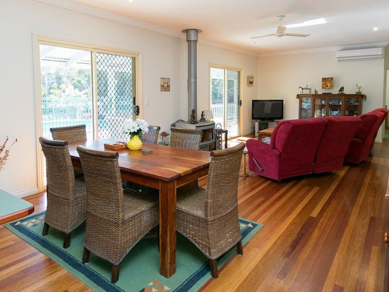 1092 Pialba Burrum Heads Road, Craignish QLD 4655