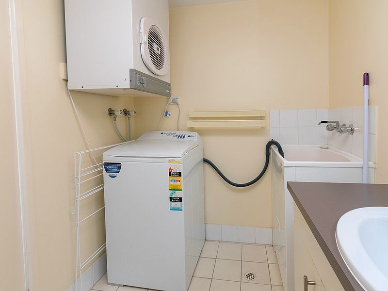 Unit 35 Great Sandy Straits Marina, 17 Buccaneer Dr, Urangan QLD 4655