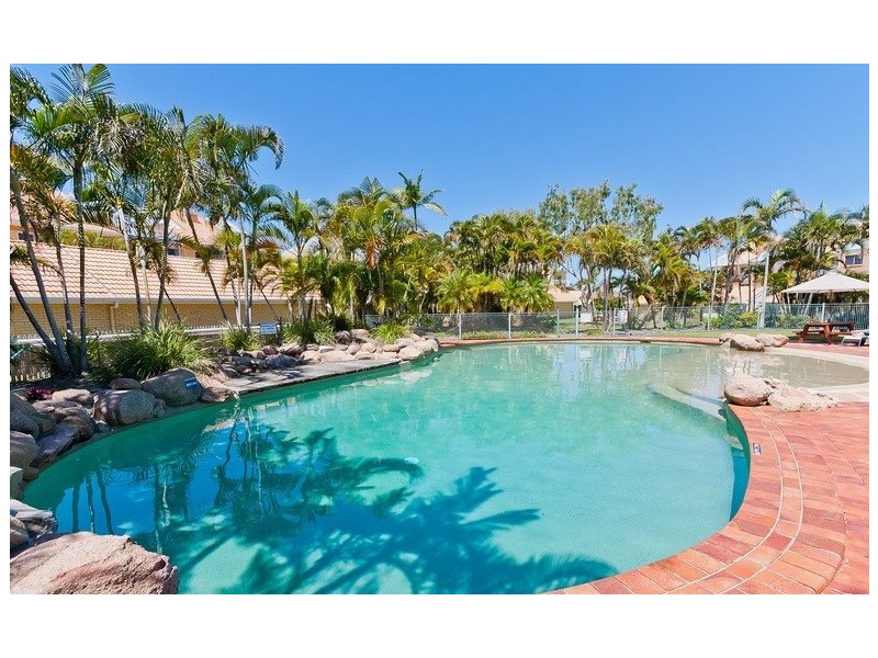 Unit 35 Great Sandy Straits Marina, 17 Buccaneer Dr, Urangan QLD 4655