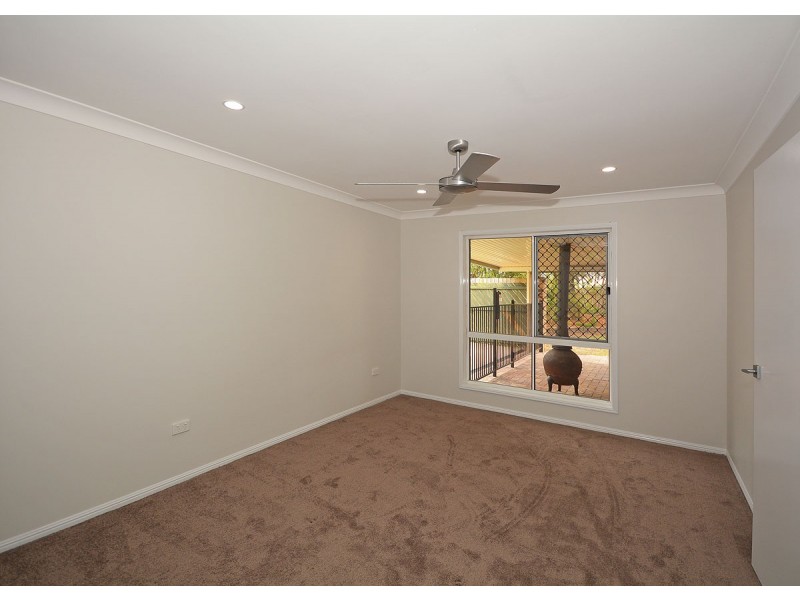 42 Aimee Drive, Urangan QLD 4655